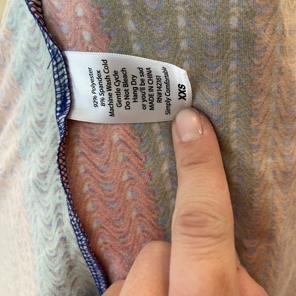 New XXS LuLaRoe Irma Spanex/Polyester - Picture 5 of 7